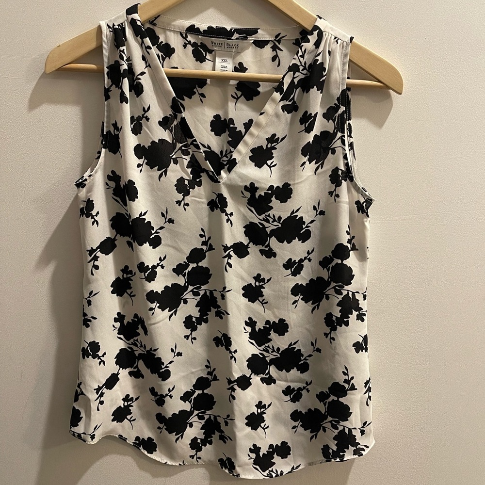 White House Black Market Work Blouse - XXS